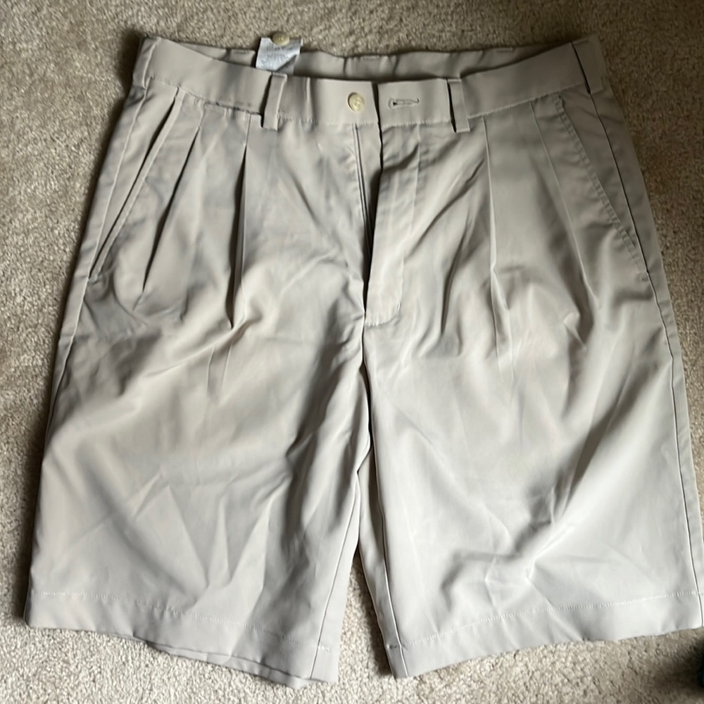 Men’s pga golf shorts